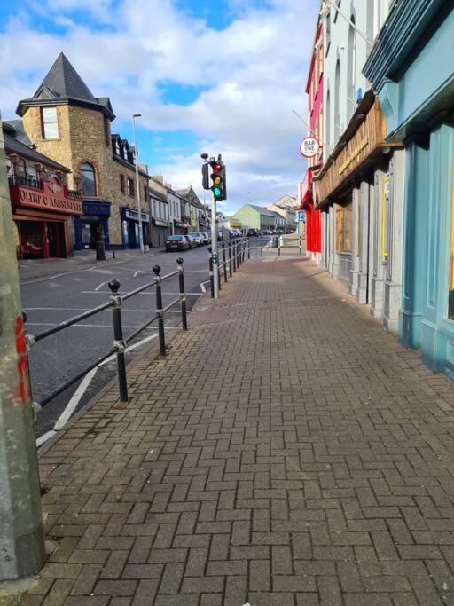 Bundoran Seaside Stays House - Wifi, Large Spacious Home Exterior photo