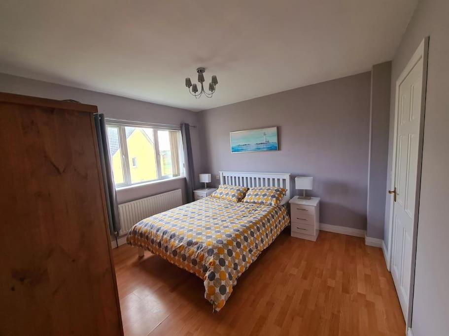 Bundoran Seaside Stays House - Wifi, Large Spacious Home Exterior photo